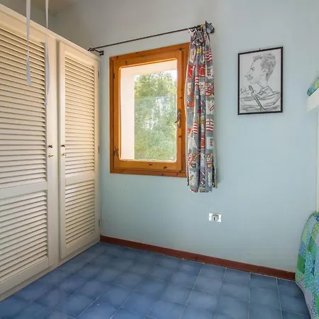 Comfy Apt W/ Terrace - 250 M Far From The Beach Apartment *