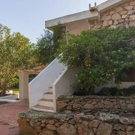Comfy Apt W/ Terrace - 250 M Far From The Beach *