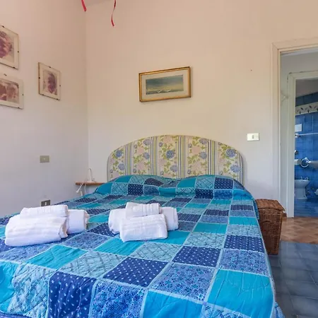 아파트 Comfy Apt W/ Terrace - 250 M Far From The Beach *