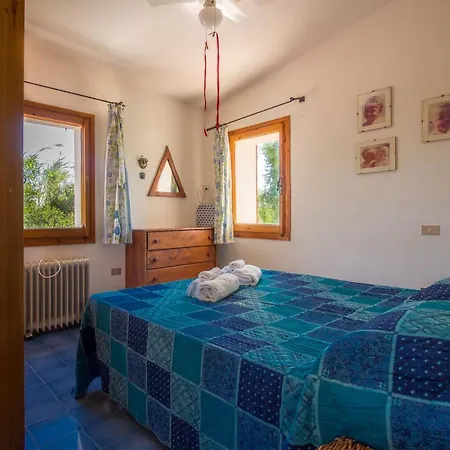 Comfy Apt W/ Terrace - 250 M Far From The Beach